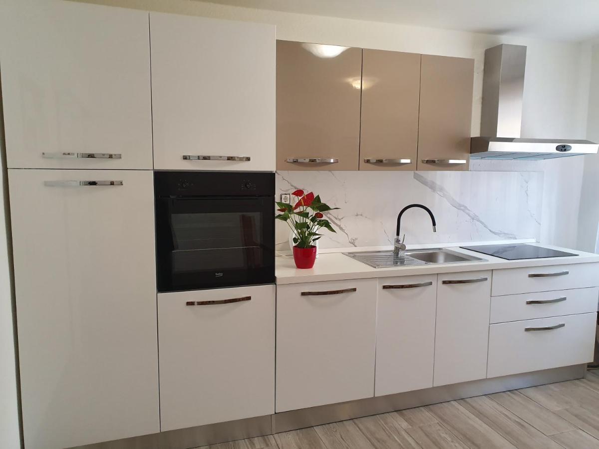 סנג' Apartment Doris מראה חיצוני תמונה